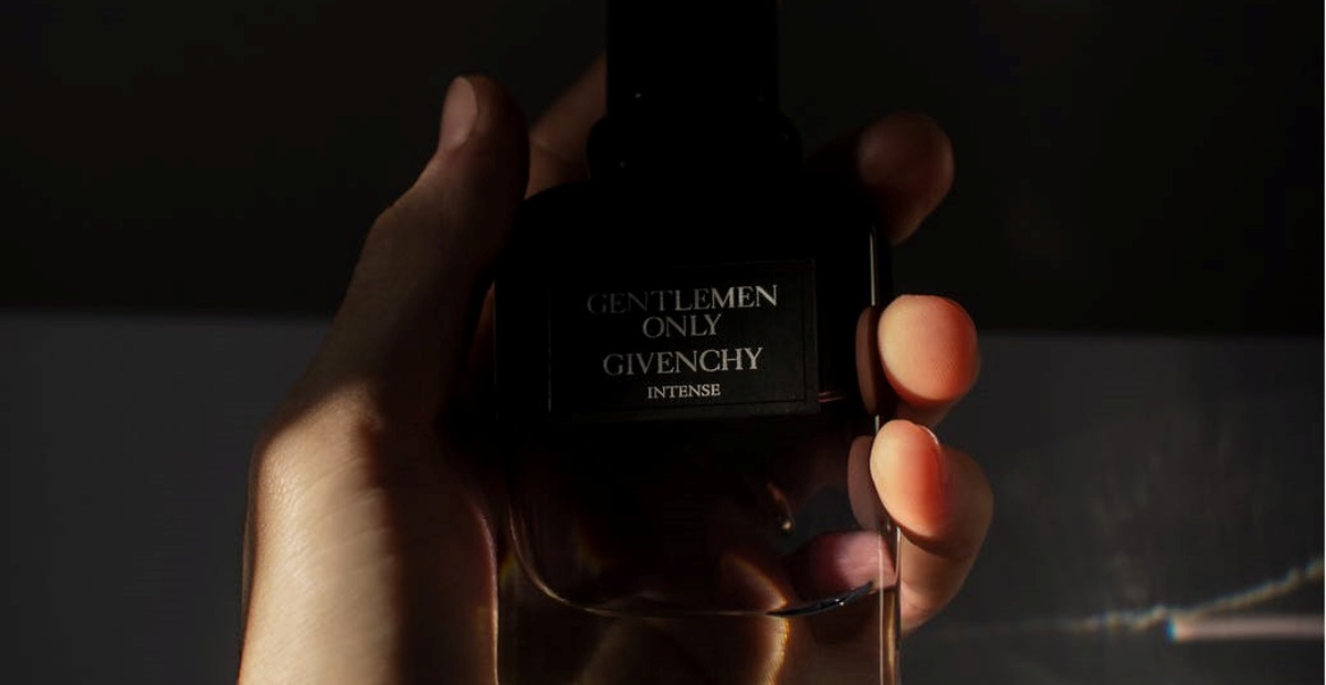Parfum dengan Aroma Menyegarkan untuk Pria